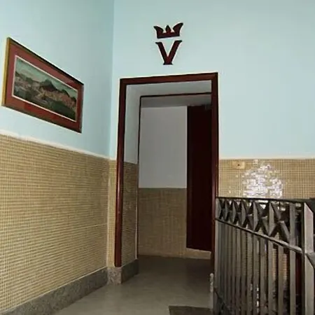 Vittorio Veneto 2* ナポリ