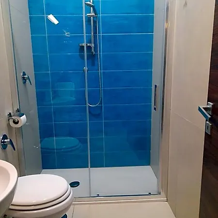 מלון Vittorio Veneto 2*