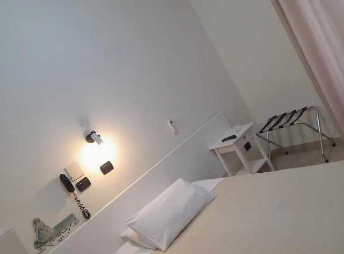 Отель Vittorio Veneto