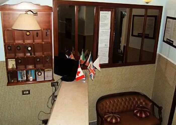 Vittorio Veneto Отель 2*