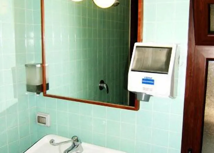 Vittorio Veneto Отель 2*