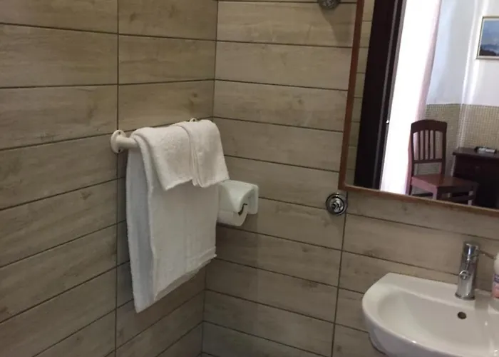 Отель Vittorio Veneto Неаполь